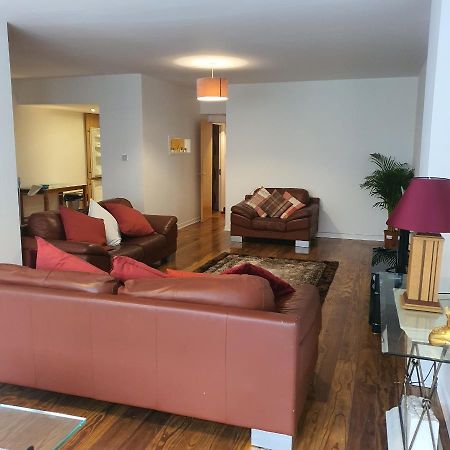 Апартаменты Modern Apt @Tramway Theatre Глазго Экстерьер фото