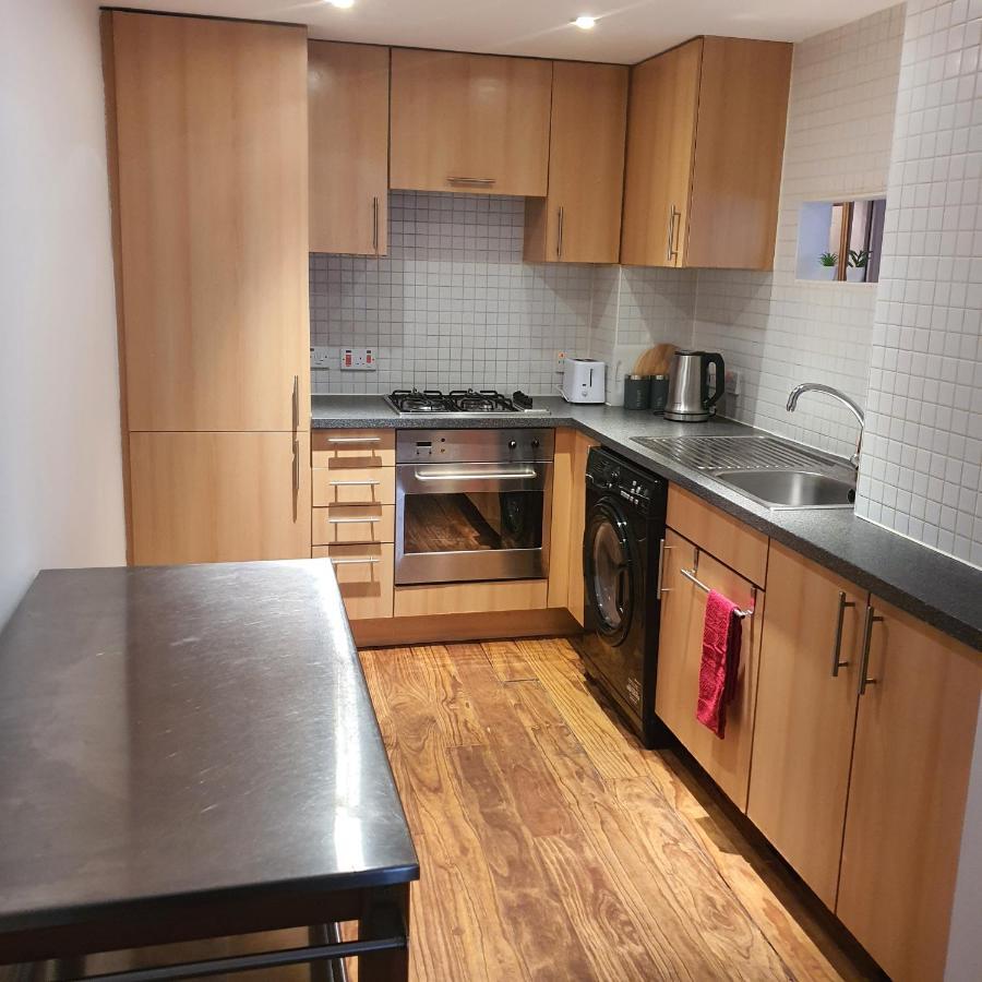 Апартаменты Modern Apt @Tramway Theatre Глазго Экстерьер фото